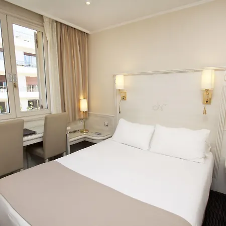 Ξενοδοχείο Napoleon 3*