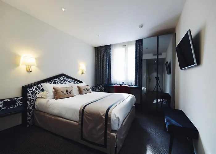 Napoleon 3* Ajaccio (Corsica)